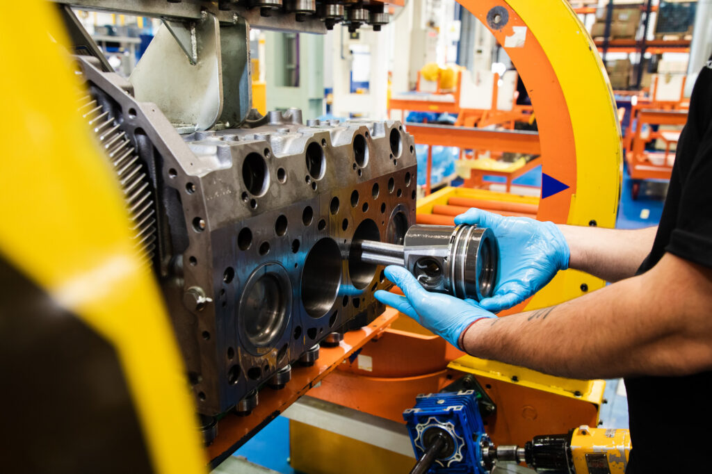 Mercedes-Benz Camiones y Buses alcanzó las 8000 piezas remanufacturadas